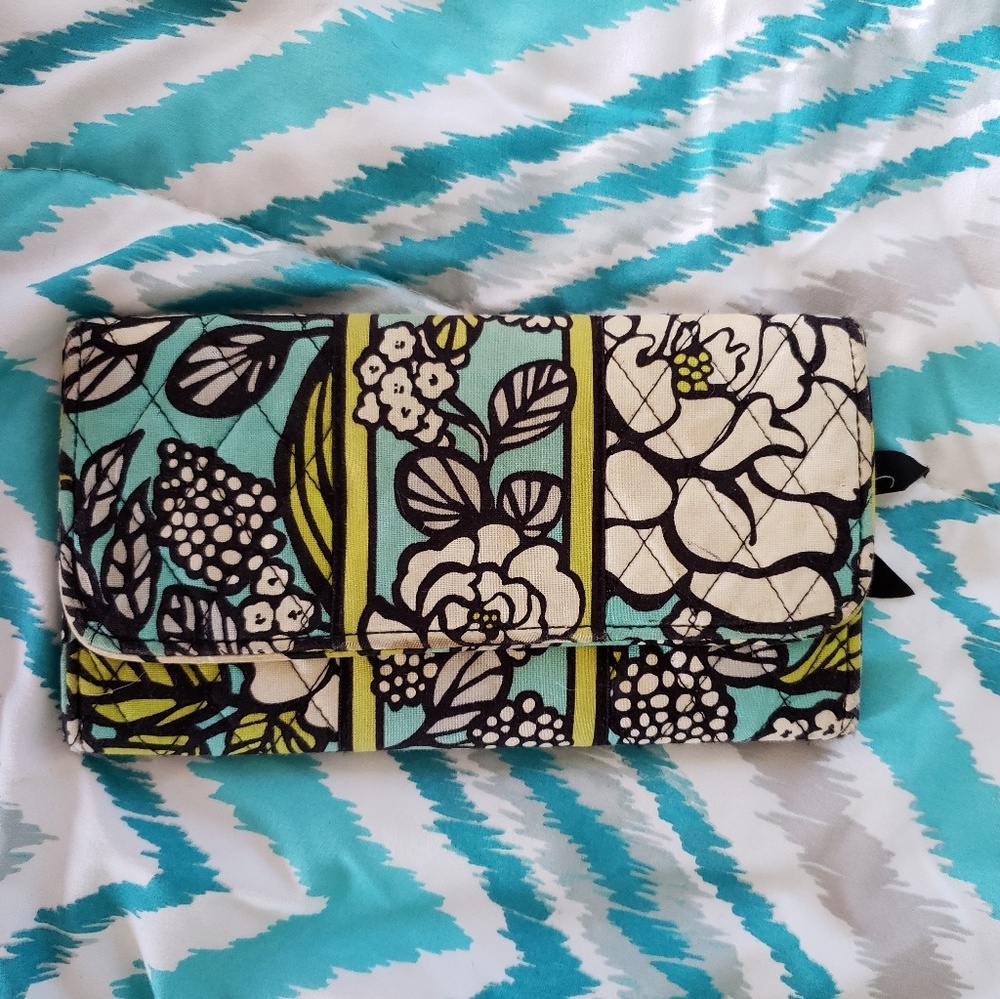 Vera Bradley trifold wallet